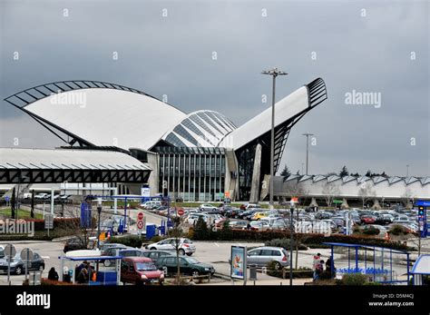 parking lys|parking aeroport satolas airport.